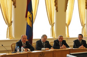 http//www.kprf.ru/images/83117-23.jpg